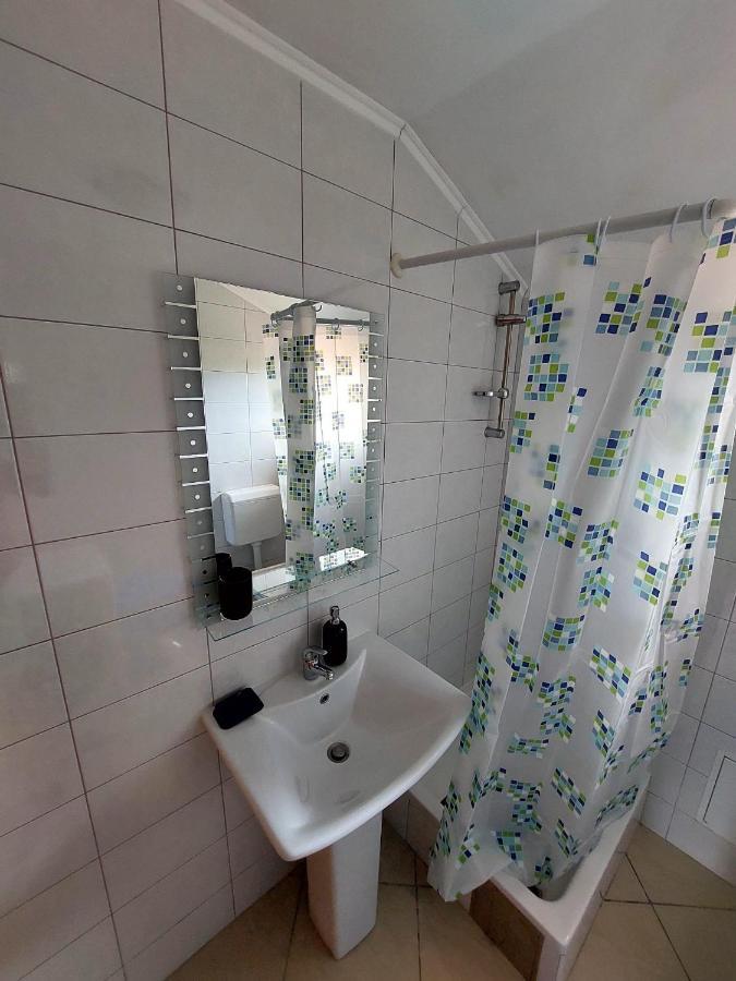 Apartman Zeljo Galižana Exterior foto